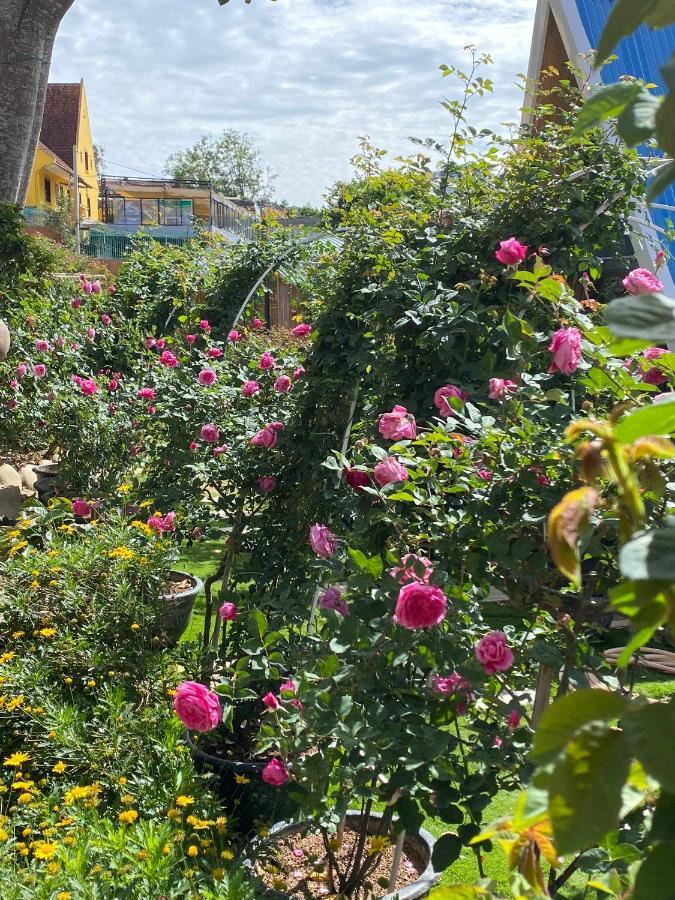 Homestay Khu Vuon Hoang Gia ダラット エクステリア 写真